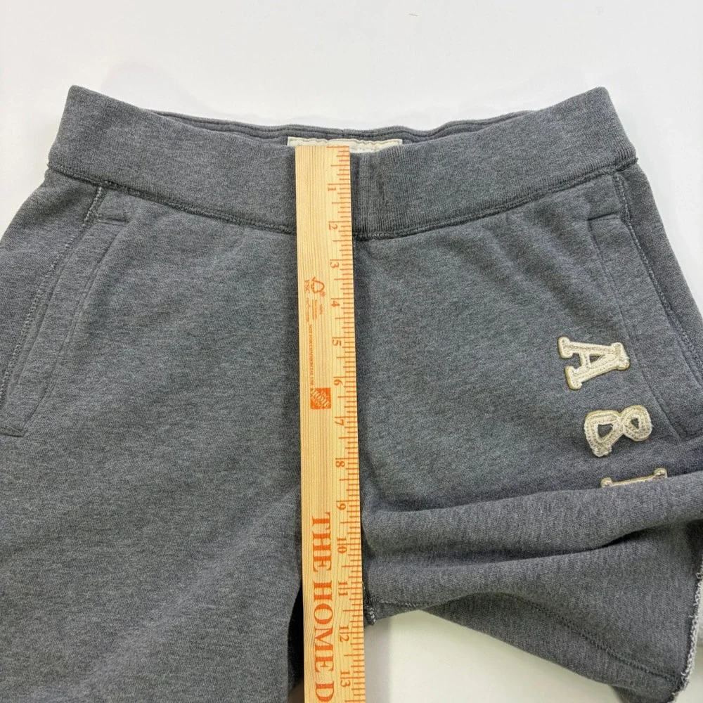 Y2K Abercrombie & Fitch Sweat Shorts Mens XS Gray Embroidered Logo Raw Hem